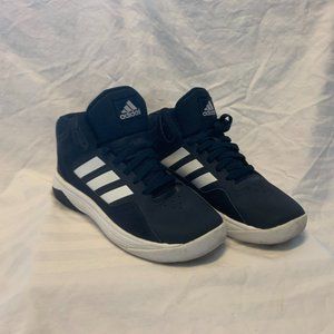 Addidas light weight runner sneakers 7.5